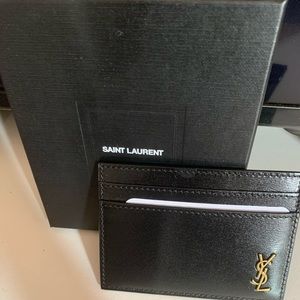 NWT- TINY MONOGRAM CARD CASE IN SHINY LEATHER